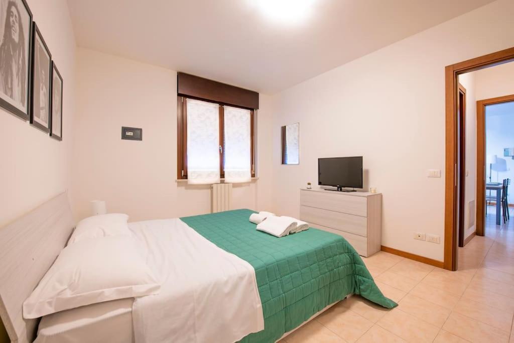 Verona - Fierhaus - Garage & Wifi Eksteriør billede